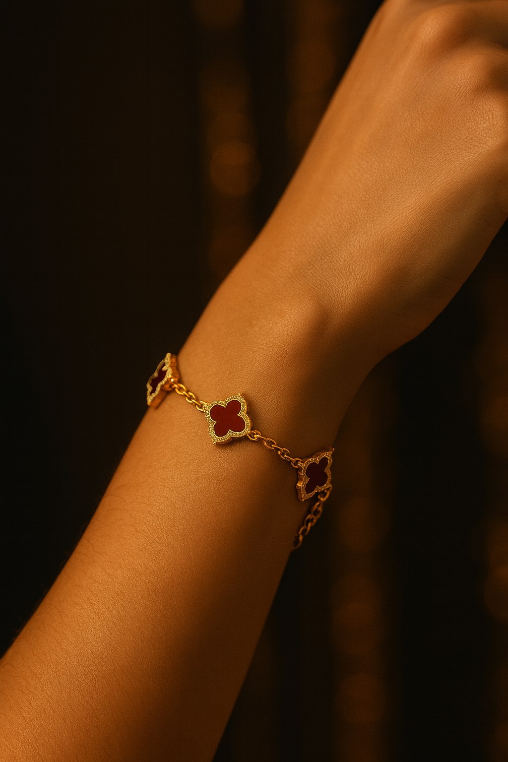 Regal Clover Charm Bracelet