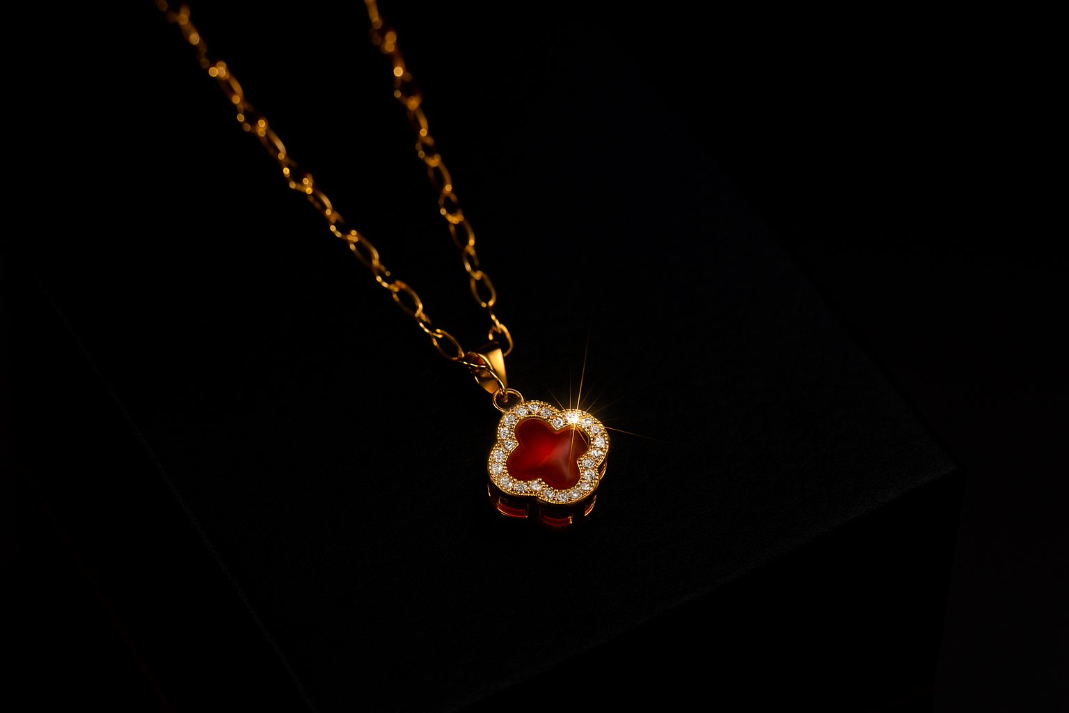 Golden Clover Pendant Necklace