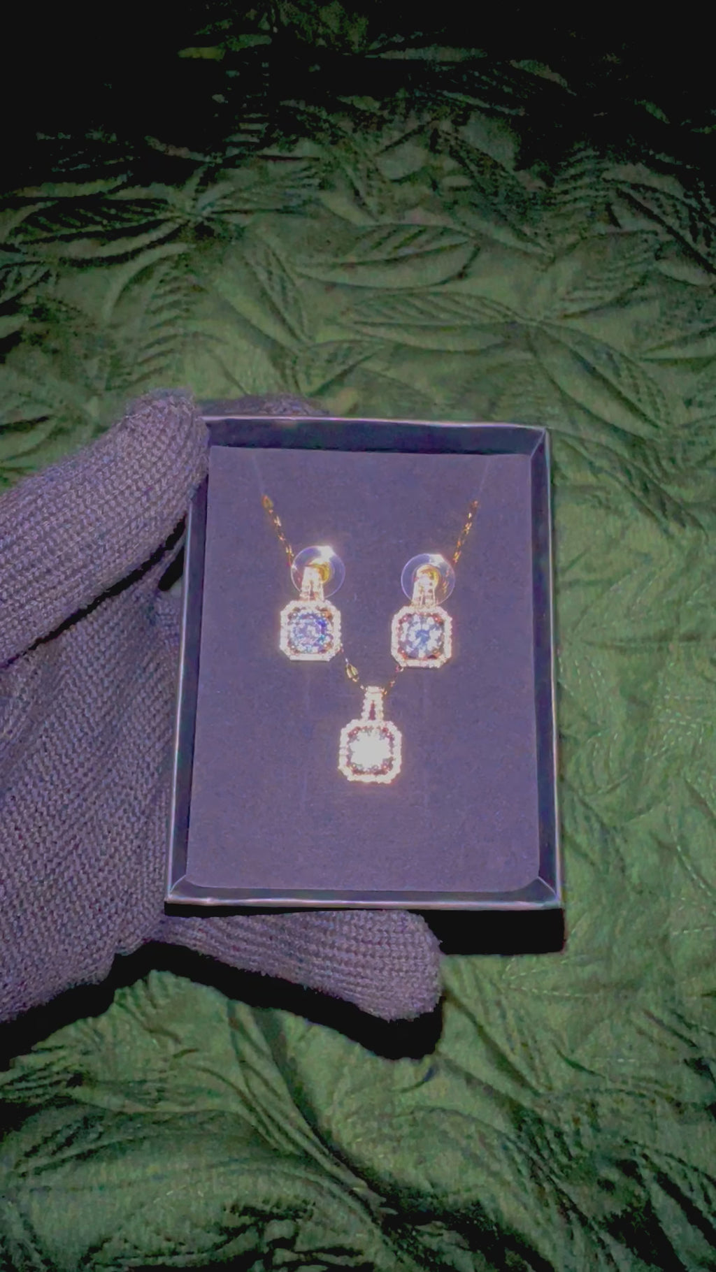 Golden Halo Crystal Set (Necklace + Earrings)